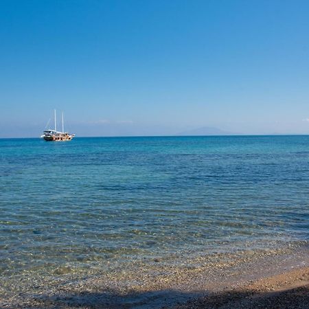 Boukari Blu Studio Boukari Beach ブカリ エクステリア 写真